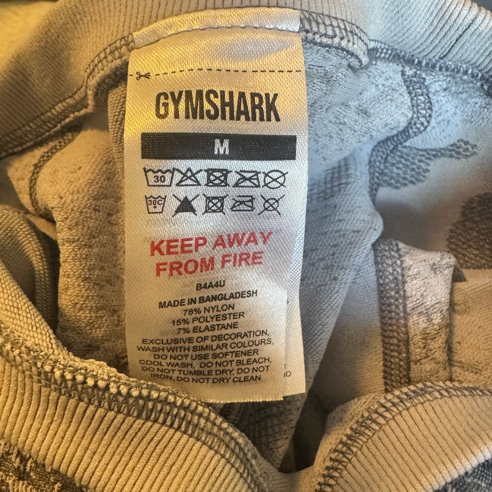 Workout Top - Picture 3 of 3